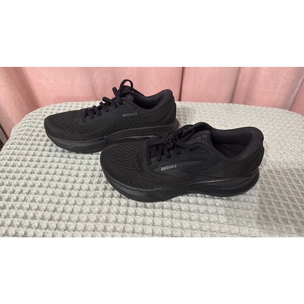Brooks Adrenaline GTS 24 Black Running Shoes